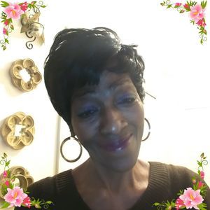 Meet your Posher, Beverly